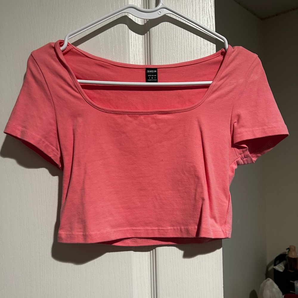 SHEIN Pink Fitted Crop T-Shirt Short Sleeve